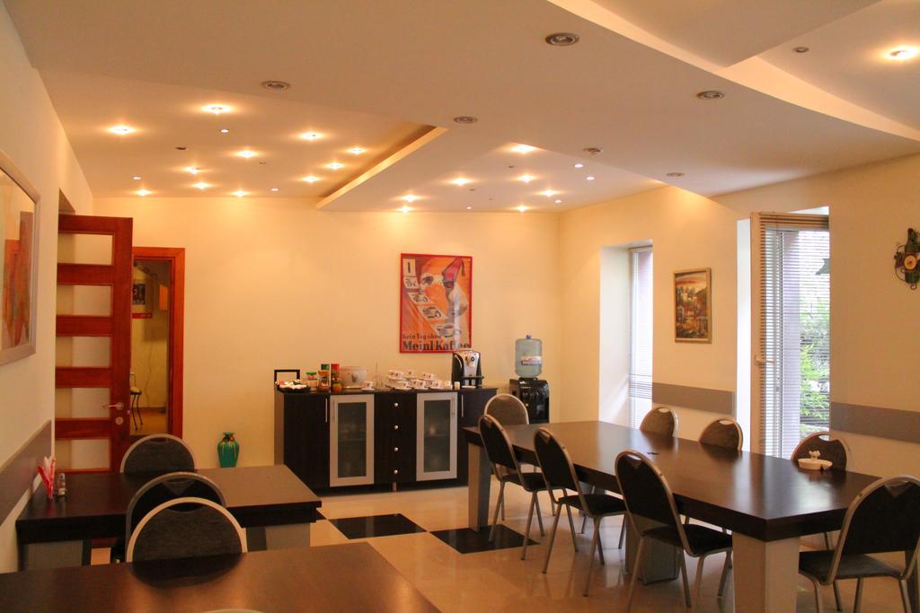 Apartment Vake Тбилиси Экстерьер фото