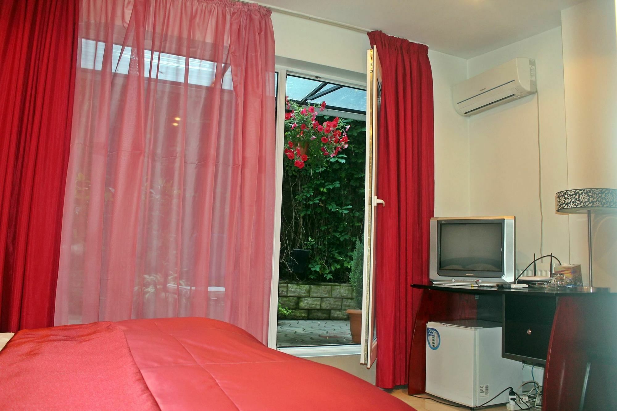 Apartment Vake Тбилиси Экстерьер фото
